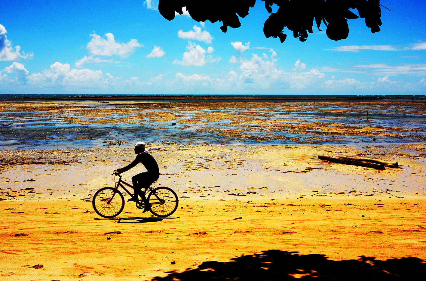 Baihia Bike Dreams - Brasil - Feel Good Images © Chris Christoforou